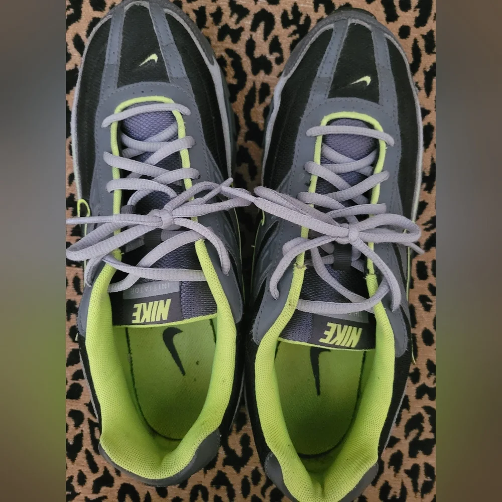 Men's Nike Initiator - Picture 2 of 5